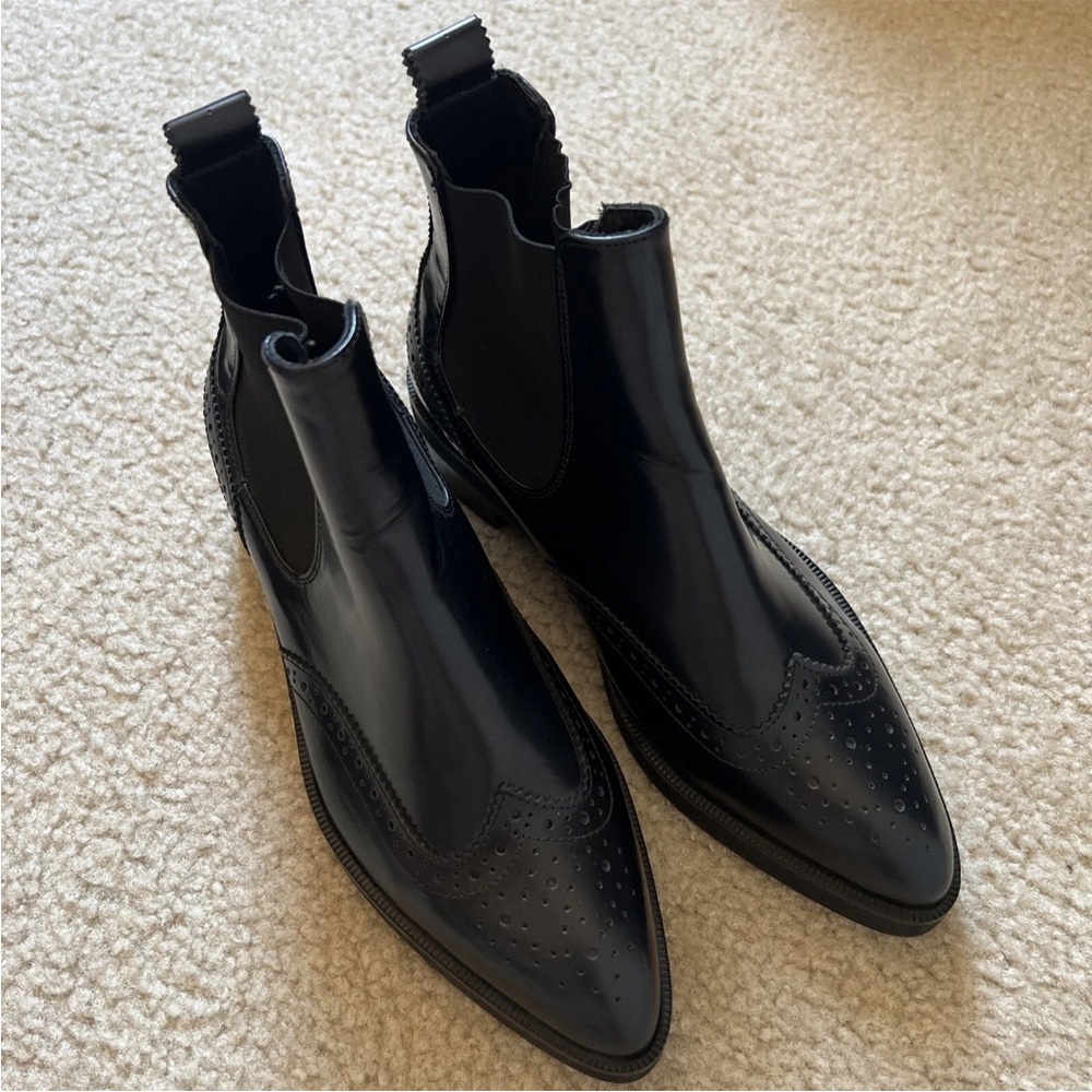 Uterqüe - Massimo Dutti Brogue Leather Chelsea Boots